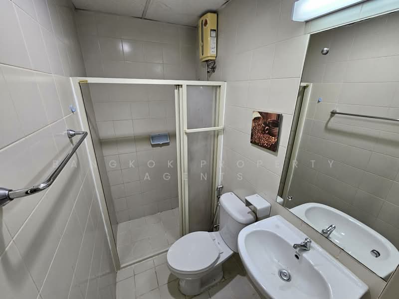 Top View Tower, Bangkok, Soi Sukhumvit 59, Khlong Tan Nua, Watthana, Bangkok, 2 Bedrooms, 91 sqm, Condo For Rent, by BANGKOK PROPERTY AGENTS, 500232589 - DDproperty.com