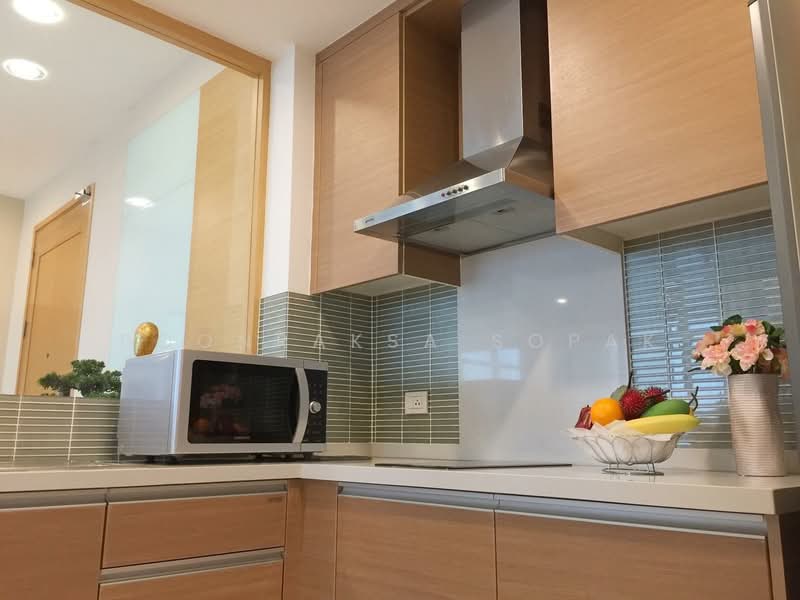 The Emporio Place, Bangkok, 93 Soi Sukhumvit 24, Sukhumvit Road, Khong Tan, Khlong Toei, Bangkok, 1 Bedroom, 66 sqm, Condo For Rent, by Boonraksa Sopak, 500232634 - DDproperty.com