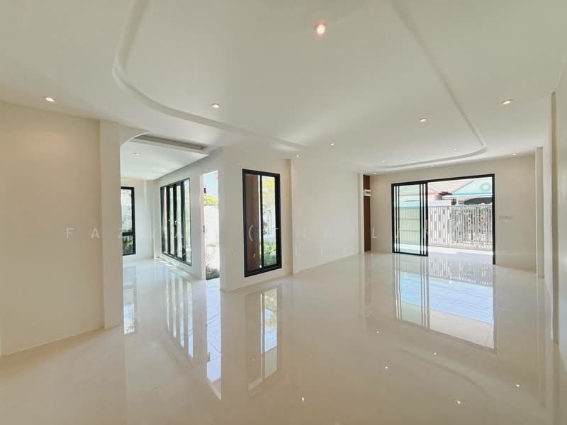 3BR Corner House Wichit Chalong 59.9 SqW | Private Modern Family Home, Phuket, Wichit, Muang Phuket, Phuket, 3 Bedrooms, 200 sqm, Single Detached House For Sale, by Fazwaz (Thailand) Co., Ltd., 500232647 - DDproperty.com