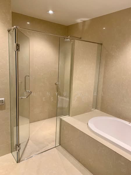 The Madison, Bangkok, Sukhumvit 41, Khlong Tan Nua, Watthana, Bangkok, 2 Bedrooms, 115 sqm, Condo For Rent, by Shinyu Real Estate, 500232649 - DDproperty.com