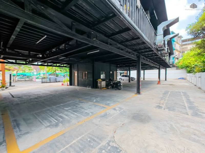 ขายสิ่งปลูกสร้างพร้อมร้านอาหาร(ปิ้งย่าง) 503 ตารางเมตร ต้นซอยจรัญสนิทวงศ์ 32 พร้อมสัญญาเช่าระยะยาว, กรุงเทพ, จรัญสนิทวงศ์ 32, ศิริราช, บางกอกน้อย, กรุงเทพ, 503 ตร.ม., กิจการ ขาย, โดย คุณไทด์, 500232683 - DDproperty.com