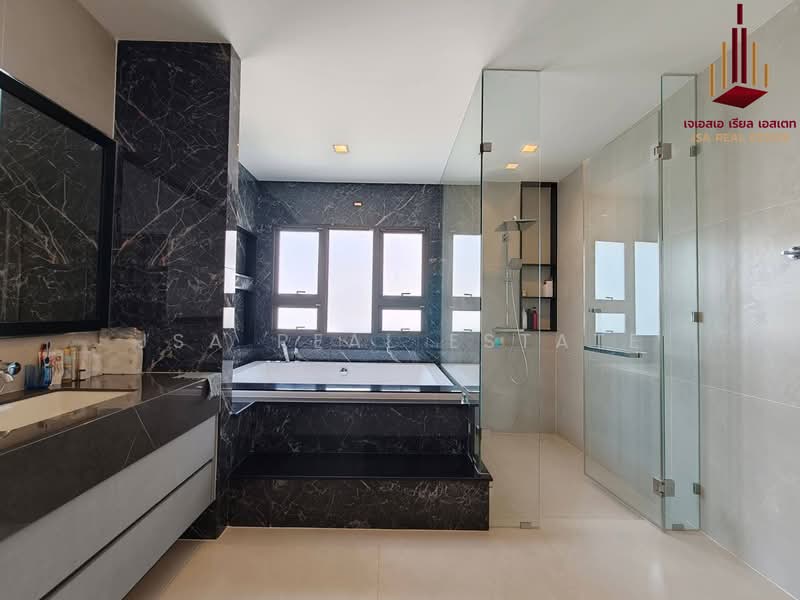 ขาย - Grand Bangkok Boulevard East Rama 9 : แกรนด์ บางกอก บูเลอวาร์ด อีสต์ พระราม 9, กรุงเทพ