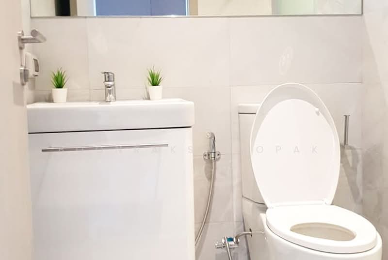 Rhythm Ekkamai, Bangkok, 11 Soi Sukhumvit 63, Khlongtoei Nua, Watthana, Bangkok, Studio, 30 sqm, Condo For Rent, by Boonraksa Sopak, 500232732 - DDproperty.com