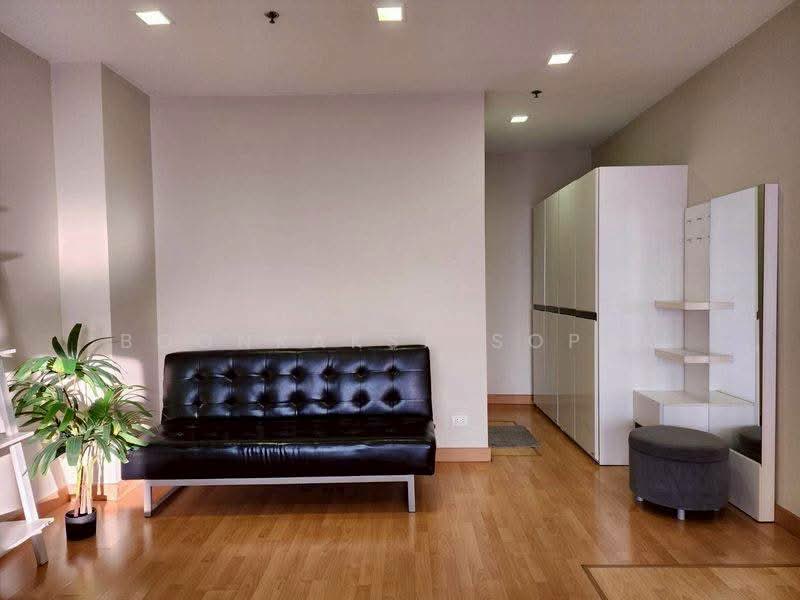 Nusasiri Grand, Bangkok, Soi Sukhumvit 42, Phra Kanong, Khlong Toei, Bangkok, 1 Bedroom, 80 sqm, Condo For Rent, by Boonraksa Sopak, 500232760 - DDproperty.com
