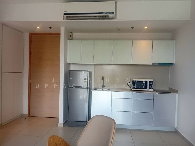 The Lofts Ekkamai, Bangkok, 1415 Sukhumvit Road, Phra Kanong Nua, Watthana, Bangkok, 1 Bedroom, 45 sqm, Condo For Rent, by Juthabhorn Uppachit (Amy), 500232803 - DDproperty.com