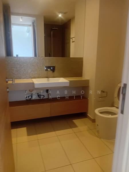 The Lofts Ekkamai, Bangkok, 1415 Sukhumvit Road, Phra Kanong Nua, Watthana, Bangkok, 1 Bedroom, 45 sqm, Condo For Rent, by Juthabhorn Uppachit (Amy), 500232803 - DDproperty.com