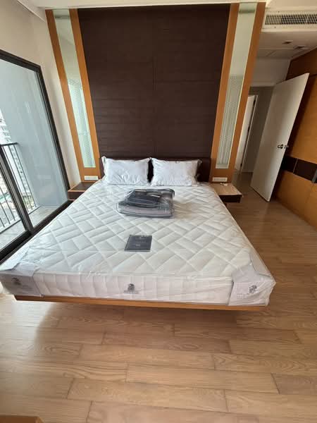 Noble Remix 2 Thonglor, กรุงเทพ, 776 ซอยสุขุมวิท 36 ถนนสุขุมวิท, คลองตัน, คลองเตย, กรุงเทพ, 97 ตร.ม., คอนโด ให้เช่า, โดย คุณ ณิชาภา, 500232805 - DDproperty.com