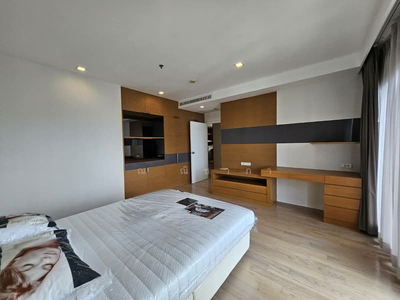 Noble Remix 2 Thonglor, Bangkok, 776 Soi Sukhumvit 36 Sukhumvit Road, Khong Tan, Khlong Toei, Bangkok, 2 Bedrooms, 97 sqm, Condo For Rent, by คุณ ณิชาภา, 500232805 - DDproperty.com