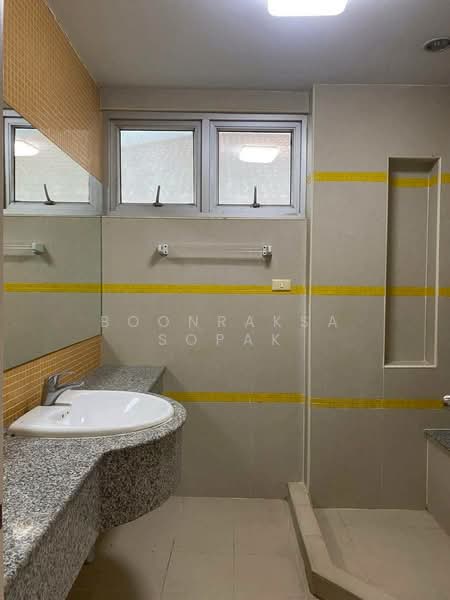 Arena Garden Onnut 44, Bangkok, Bang Chak, Phra Khanong, Bangkok, 3 Bedrooms, 300 sqm, Single Detached House For Rent, by Boonraksa Sopak, 500232812 - DDproperty.com