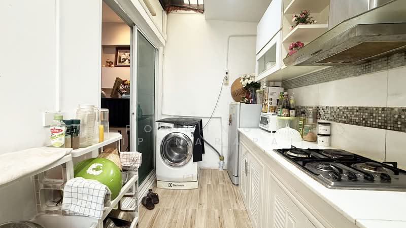 Villette Lite Pattanakarn, Bangkok, Soi Phatthanakan 38, Phatthanakan Road, Suan Luang, Suan Luang, Bangkok, 3 Bedrooms, 110 sqm, Townhouse For Sale, by Ponwimol Wipanarapai, 500232813 - DDproperty.com