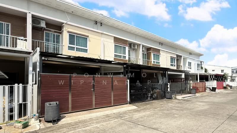 Villette Lite Pattanakarn, Bangkok, Soi Phatthanakan 38, Phatthanakan Road, Suan Luang, Suan Luang, Bangkok, 3 Bedrooms, 110 sqm, Townhouse For Sale, by Ponwimol Wipanarapai, 500232813 - DDproperty.com