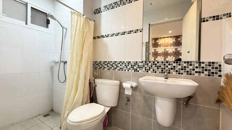 Villette Lite Pattanakarn, Bangkok, Soi Phatthanakan 38, Phatthanakan Road, Suan Luang, Bangkok, 3 Bedrooms, 110 sqm, Townhouse For Sale, by Ponwimol Wipanarapai, 500232813 - DDproperty.com
