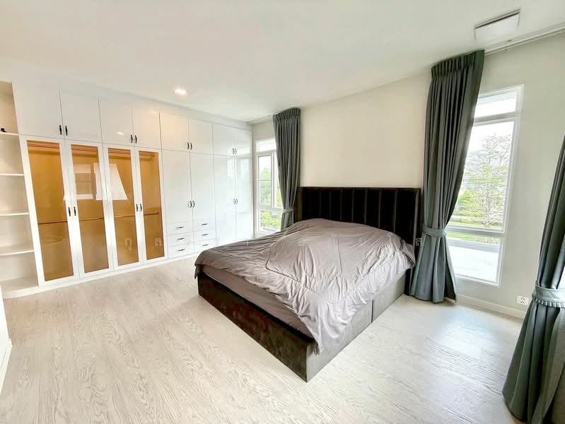 Mantana 2 Motorway - New Krungthepkreetha, Bangkok, Manthana 2 Motorway-New Krungthep Kreetha Intersection, Phatthanakan Road 4, Khlong Song Ton Nun, Lat Krabang, Bangkok, 4 Bedrooms, 350 sqm, Single Detached House For Rent, by กุลจิรา อภัยโส, 500232836 - DDproperty.com