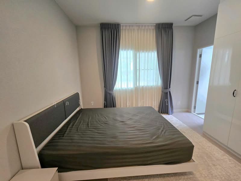 Mantana 2 Motorway - New Krungthepkreetha, Bangkok, Manthana 2 Motorway-New Krungthep Kreetha Intersection, Phatthanakan Road 4, Khlong Song Ton Nun, Lat Krabang, Bangkok, 4 Bedrooms, 350 sqm, Single Detached House For Rent, by กุลจิรา อภัยโส, 500232836 - DDproperty.com