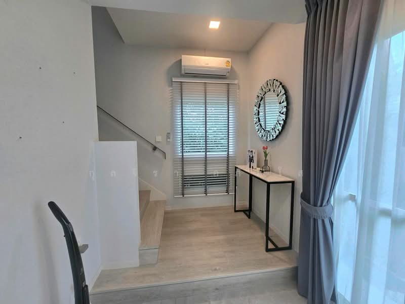 Mantana 2 Motorway - New Krungthepkreetha, Bangkok, Manthana 2 Motorway-New Krungthep Kreetha Intersection, Phatthanakan Road 4, Khlong Song Ton Nun, Lat Krabang, Bangkok, 4 Bedrooms, 350 sqm, Single Detached House For Rent, by กุลจิรา อภัยโส, 500232836 - DDproperty.com