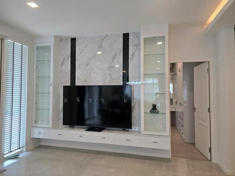 Mantana 2 Motorway - New Krungthepkreetha, Bangkok, Manthana 2 Motorway-New Krungthep Kreetha Intersection, Phatthanakan Road 4, Khlong Song Ton Nun, Lat Krabang, Bangkok, 4 Bedrooms, 350 sqm, Single Detached House For Rent, by กุลจิรา อภัยโส, 500232836 - DDproperty.com