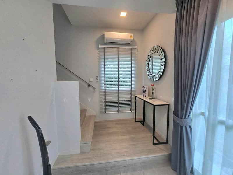 Mantana 2 Motorway - New Krungthepkreetha, Bangkok, Manthana 2 Motorway-New Krungthep Kreetha Intersection, Phatthanakan Road 4, Khlong Song Ton Nun, Lat Krabang, Bangkok, 4 Bedrooms, 350 sqm, Single Detached House For Rent, by กุลจิรา อภัยโส, 500232836 - DDproperty.com