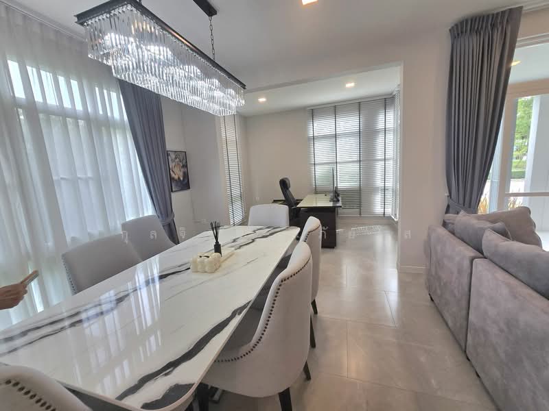 Mantana 2 Motorway - New Krungthepkreetha, Bangkok, Manthana 2 Motorway-New Krungthep Kreetha Intersection, Phatthanakan Road 4, Khlong Song Ton Nun, Lat Krabang, Bangkok, 4 Bedrooms, 350 sqm, Single Detached House For Rent, by กุลจิรา อภัยโส, 500232836 - DDproperty.com