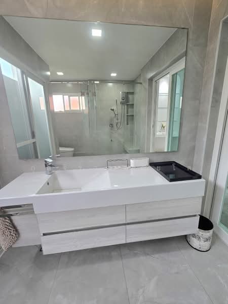 Mantana 2 Motorway - New Krungthepkreetha, Bangkok, Manthana 2 Motorway-New Krungthep Kreetha Intersection, Phatthanakan Road 4, Khlong Song Ton Nun, Lat Krabang, Bangkok, 4 Bedrooms, 350 sqm, Single Detached House For Rent, by กุลจิรา อภัยโส, 500232836 - DDproperty.com