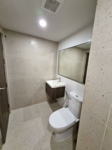 Noble Nue Cross Khu Khot, Pathum Thani, Khu Khot, Lam Luk Ka, Pathum Thani, 1 Bedroom, 27 sqm, Condo For Rent, by ปริ่มพร เลขะวรกุล, 500232912 - DDproperty.com