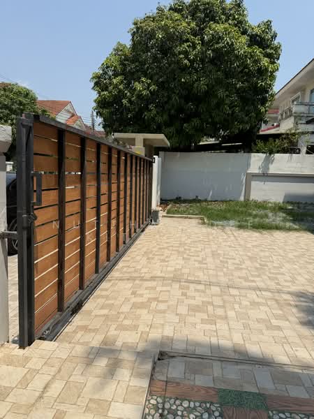 Perfect Park Kheha Romklao 64, Bangkok, Soi Kheha Rom Klao 64, Khlong Song Ton Nun, Lat Krabang, Bangkok, 3 Bedrooms, 180 sqm, Single Detached House For Sale, by Nutthavadee Kittihut, 500232914 - DDproperty.com