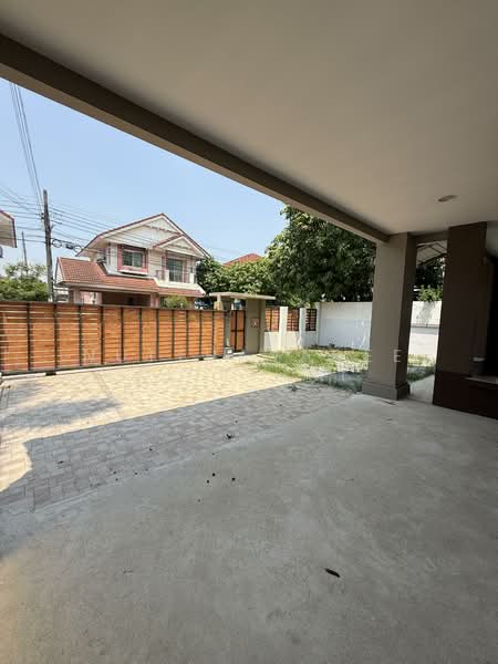 Perfect Park Kheha Romklao 64, Bangkok, Soi Kheha Rom Klao 64, Khlong Song Ton Nun, Lat Krabang, Bangkok, 3 Bedrooms, 180 sqm, Single Detached House For Sale, by Nutthavadee Kittihut, 500232914 - DDproperty.com