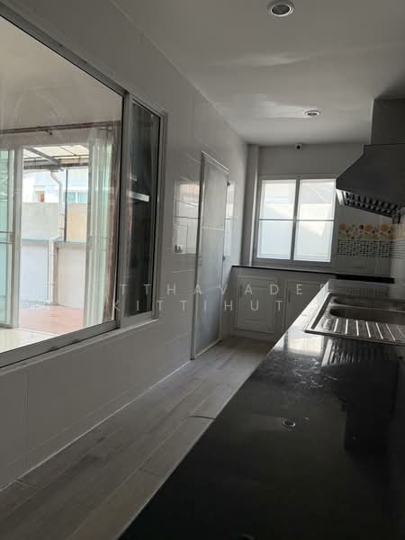 Perfect Park Kheha Romklao 64, Bangkok, Soi Kheha Rom Klao 64, Khlong Song Ton Nun, Lat Krabang, Bangkok, 3 Bedrooms, 180 sqm, Single Detached House For Sale, by Nutthavadee Kittihut, 500232914 - DDproperty.com