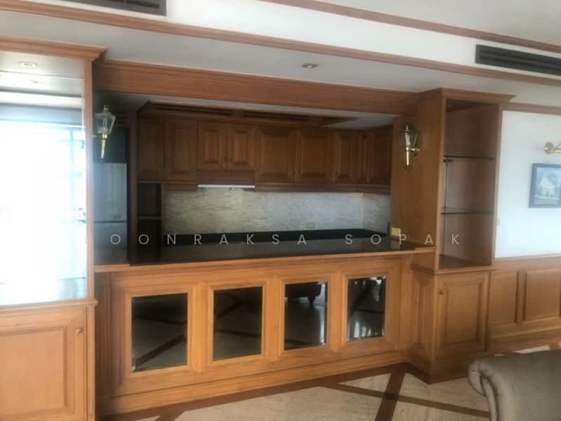 Las Colinas, Bangkok, Sukhumvit 21 Road, Khlongtoei Nua, Watthana, Bangkok, 3 Bedrooms, 125 sqm, Condo For Rent, by Boonraksa Sopak, 500232938 - DDproperty.com