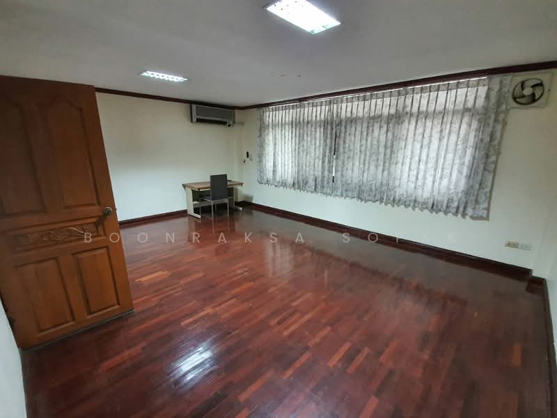 ให้เช่า - undefined, กรุงเทพ