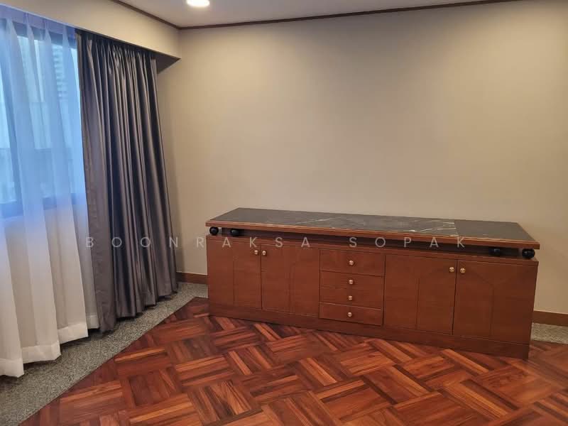 United Tower Thonglor, Bangkok, 333 Soi Thonglor 17, Khlong Tan Nua, Watthana, Bangkok, 2 Bedrooms, 108 sqm, Condo For Rent, by Boonraksa Sopak, 500232952 - DDproperty.com
