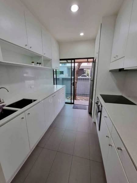 Baan Lumpini Suanluang Rama 9 : บ้านลุมพินี สวนหลวง ร.9, Bangkok, Nong Bon, Prawet, Bangkok, 3 Bedrooms, 310 sqm, Single Detached House For Rent, by Khun Jane, 500232956 - DDproperty.com