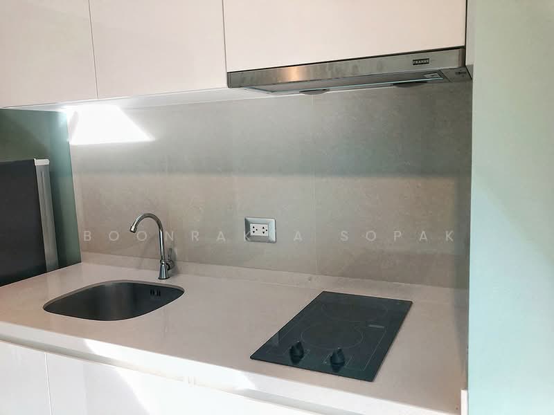 Rhythm Sukhumvit 42, Bangkok, Soi Sukhumvit 42, Sukhumvit Road, Phra Kanong, Khlong Toei, Bangkok, 1 Bedroom, 49 sqm, Condo For Rent, by Boonraksa Sopak, 500232960 - DDproperty.com