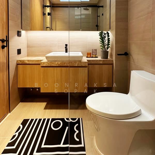 4-BR Townhouse, Bangkok, Phra Kanong Nua, Watthana, Bangkok, 4 Bedrooms, 250 sqm, Townhouse For Rent, by Boonraksa Sopak, 500232964 - DDproperty.com