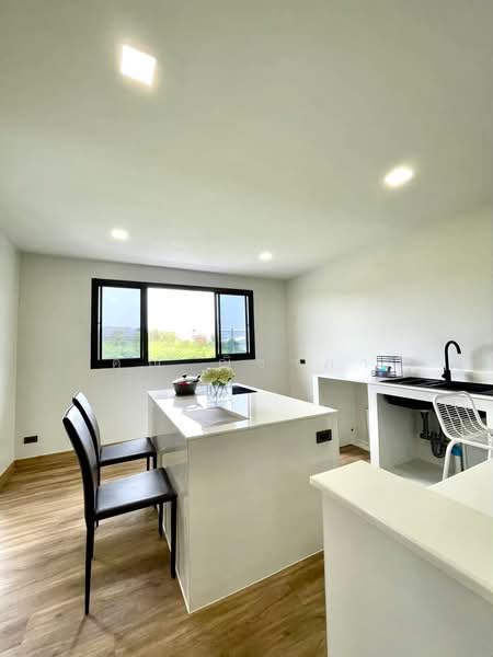 The Harmony, Bangkok, Soi Ramintra 62 Yak 1, Khan Na Yao, Khan Na Yao, Bangkok, 3 Bedrooms, 305 sqm, Townhouse For Rent, by คุณ ณิชาภา, 500232972 - DDproperty.com