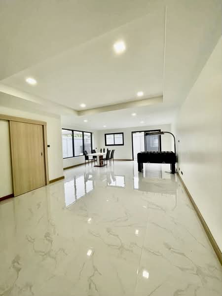 The Harmony, Bangkok, Soi Ramintra 62 Yak 1, Khan Na Yao, Khan Na Yao, Bangkok, 3 Bedrooms, 305 sqm, Townhouse For Rent, by คุณ ณิชาภา, 500232972 - DDproperty.com