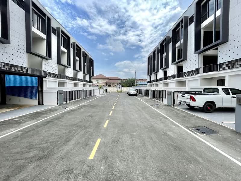 The Harmony, Bangkok, Soi Ramintra 62 Yak 1, Khan Na Yao, Khan Na Yao, Bangkok, 3 Bedrooms, 305 sqm, Townhouse For Rent, by คุณ ณิชาภา, 500232972 - DDproperty.com