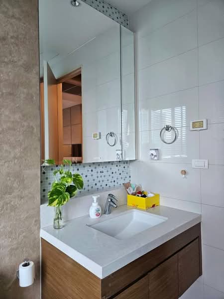 Bright Sukhumvit 24, Bangkok, Sukhumvit 24 Alley, Khong Tan, Khlong Toei, Bangkok, 1 Bedroom, 70 sqm, Condo For Rent, by Natlyn Kongsapook, 500232975 - DDproperty.com