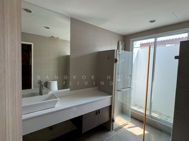 Private Nirvana Life Exclusive, Bangkok, Soi Nawamin 111 Yeak 15, Nawamin, Bueng Kum, Bangkok, 3 Bedrooms, 220 sqm, Townhouse For Sale, by Bangkok House Living, 500232982 - DDproperty.com