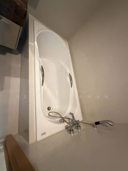 39 by Sansiri, Bangkok, 11 Sukhumvit Road, Khlong Tan Nua, Watthana, Bangkok, 1 Bedroom, 56 sqm, Condo For Sale, by Keerati Benjasupawan, 500233007 - DDproperty.com