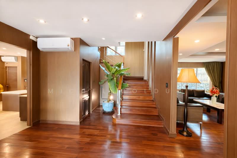 Platinum Villa, Chon Buri (Pattaya), 19/26 Moo 5, Poong, Bang Lamung (Pattaya), Chon Buri (Pattaya), 7 Bedrooms, 550 sqm, Villa For Sale, by Michel Bolduc, 500233031 - DDproperty.com