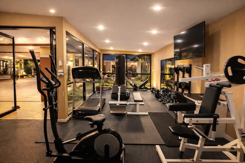 Platinum Villa, Chon Buri (Pattaya), 19/26 Moo 5, Poong, Bang Lamung (Pattaya), Chon Buri (Pattaya), 7 Bedrooms, 550 sqm, Villa For Sale, by Michel Bolduc, 500233031 - DDproperty.com