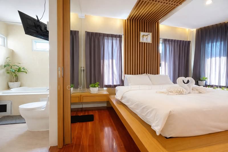 Platinum Villa, Chon Buri (Pattaya), 19/26 Moo 5, Poong, Bang Lamung (Pattaya), Chon Buri (Pattaya), 7 Bedrooms, 550 sqm, Villa For Sale, by Michel Bolduc, 500233031 - DDproperty.com