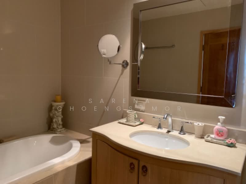 The Empire Place, Bangkok, 88 Narathiwatratchanakharin Road, Thung Maha Mek, Sathon, Bangkok, 1 Bedroom, 65 sqm, Condo For Rent, by Sarena Choengsamor, 500233139 - DDproperty.com