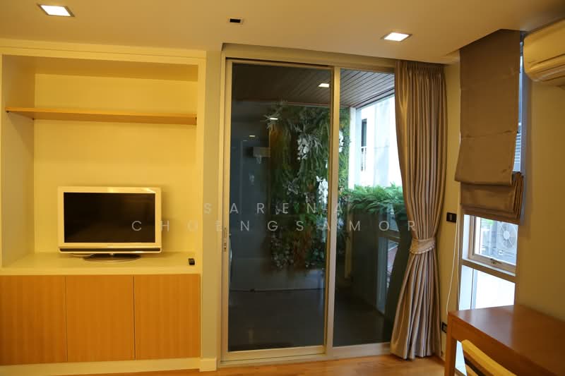 Quad Silom, Bangkok, 63 Soi Pipat 2, Silom Road, Suriyawong, Bang Rak, Bangkok, 2 Bedrooms, 60 sqm, Condo For Rent, by Sarena Choengsamor, 500233141 - DDproperty.com