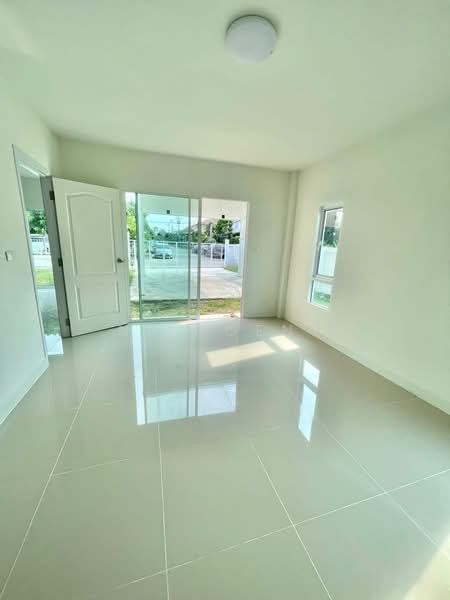 Baan Burirom Ramindra-Safari, Bangkok, Lieb Khlong Song Road, Bang Chun, Khlong Sam Wa, Bangkok, 3 Bedrooms, 135 sqm, Single Detached House For Sale, by NR AGENT, 500233144 - DDproperty.com