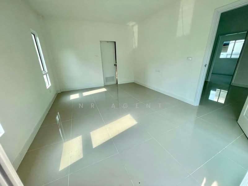 Baan Burirom Ramindra-Safari, Bangkok, Lieb Khlong Song Road, Bang Chun, Khlong Sam Wa, Bangkok, 3 Bedrooms, 135 sqm, Single Detached House For Sale, by NR AGENT, 500233144 - DDproperty.com