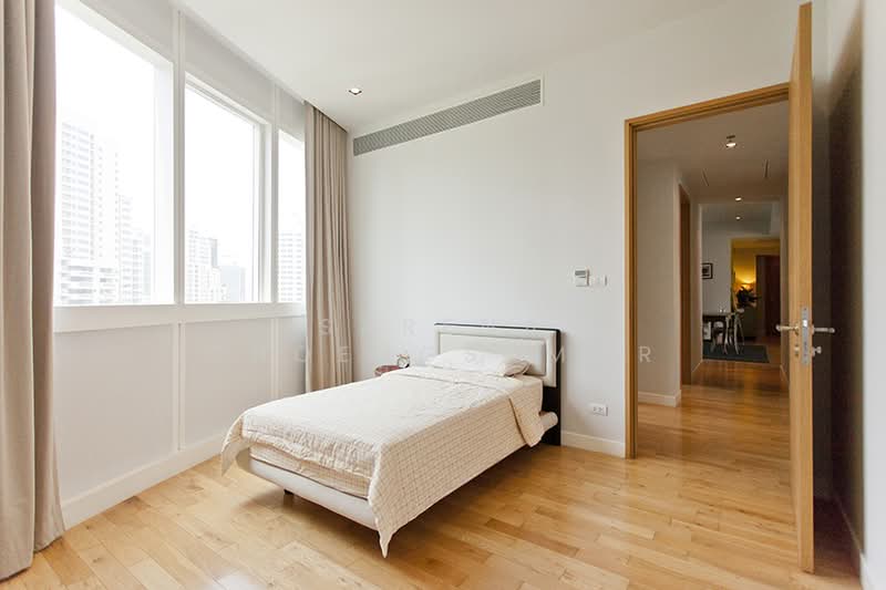 Millennium Residence, Bangkok, Sukhumvit Road, Khlong Toei, Khlong Toei, Bangkok, 3 Bedrooms, 146 sqm, Condo For Rent, by Sarena Choengsamor, 500233168 - DDproperty.com