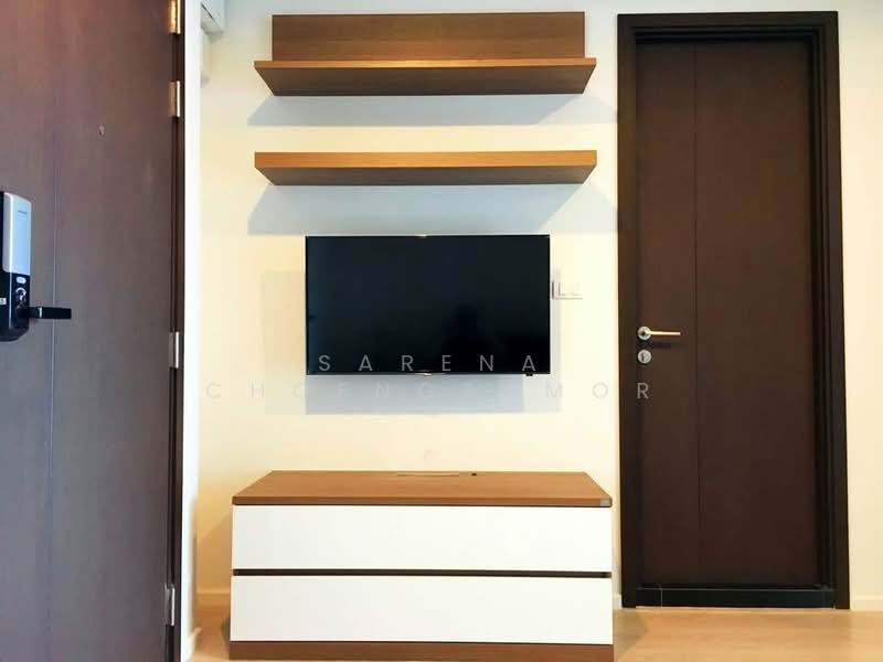 Rhythm Sathorn-Narathiwas, Bangkok, 651 Naradhiwas Rajanagarindra Road, Thung Maha Mek, Sathon, Bangkok, 1 Bedroom, 35 sqm, Condo For Rent, by Sarena Choengsamor, 500233192 - DDproperty.com