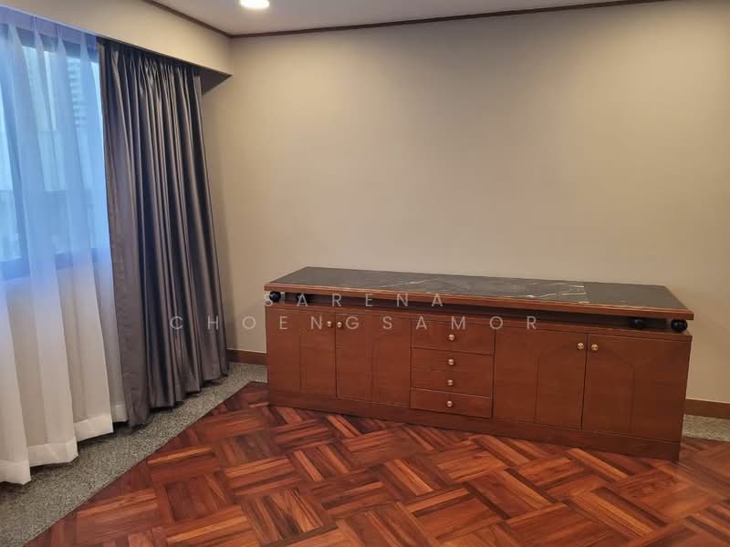 United Tower Thonglor, Bangkok, 333 Soi Thonglor 17, Khlong Tan Nua, Watthana, Bangkok, 2 Bedrooms, 115 sqm, Condo For Rent, by Sarena Choengsamor, 500233212 - DDproperty.com