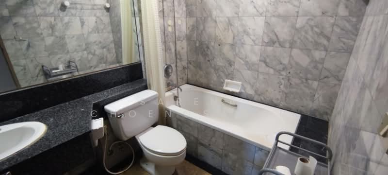 The Royal Place 1, Bangkok, Rajdamri, Lumphini, Pathum Wan, Bangkok, 2 Bedrooms, 84 sqm, Condo For Rent, by Sarena Choengsamor, 500233217 - DDproperty.com